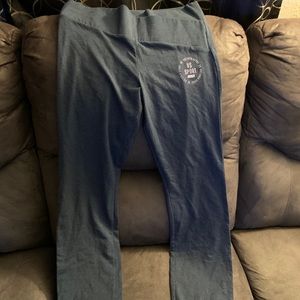 Victoria secret vs sport yoga pants